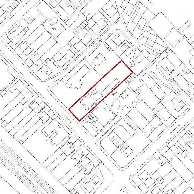 8 Marsh Road, Luton, Bedfordshire LU3 2NH 10