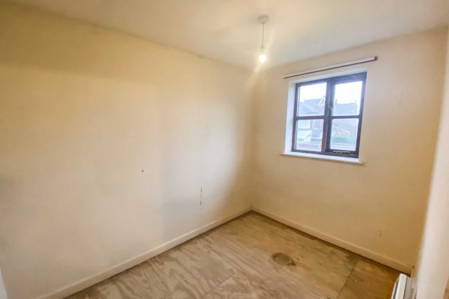 1A Canal Road, Trowbridge, Wiltshire, BA14 8QU 8