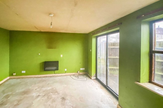 1A Canal Road, Trowbridge, Wiltshire, BA14 8QU 8