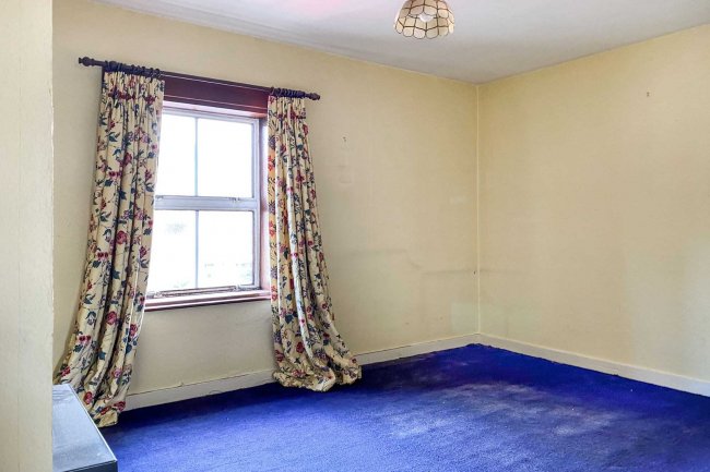 5 Kings Road, Caversham, Reading, RG4 8DS 8