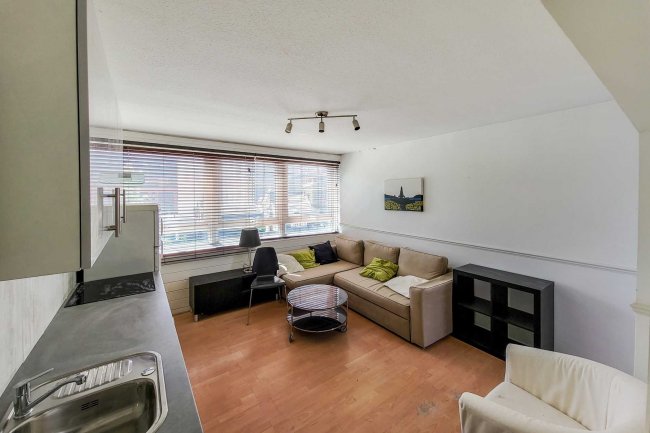 Flat 19, Coltash Court, 152 Whitecross Street, London EC1Y 8QL 5