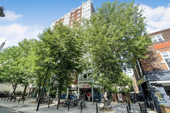 Flat 19, Coltash Court, 152 Whitecross Street, London EC1Y 8QL 5