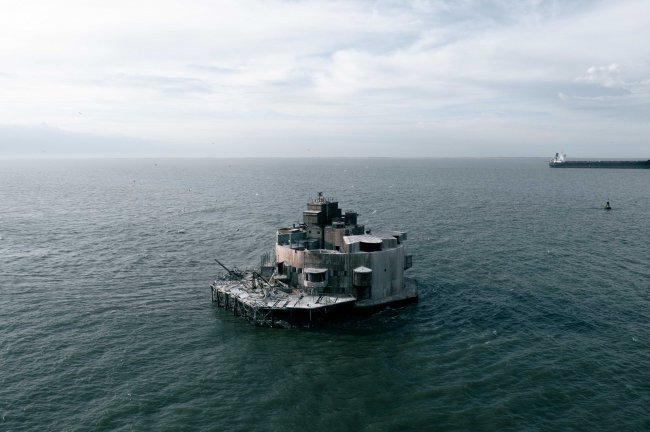 Bull Sandfort, Humber Estuary, Hull HU12 0UG 4