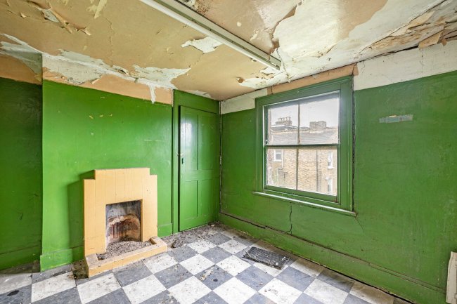 182 Lower Clapton Road, London, E5 0QA 8