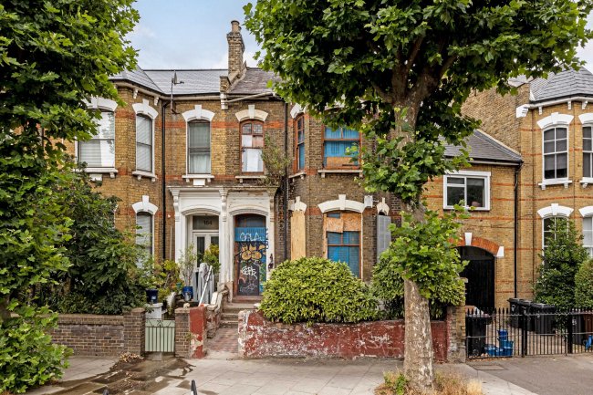 182 Lower Clapton Road, London, E5 0QA 8