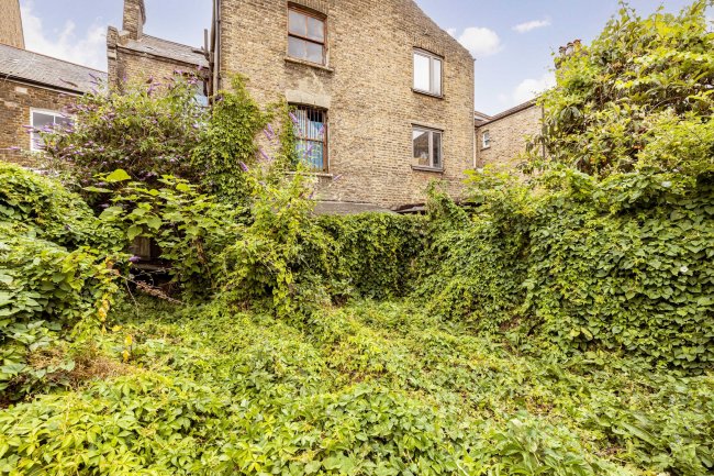 182 Lower Clapton Road, London, E5 0QA 8