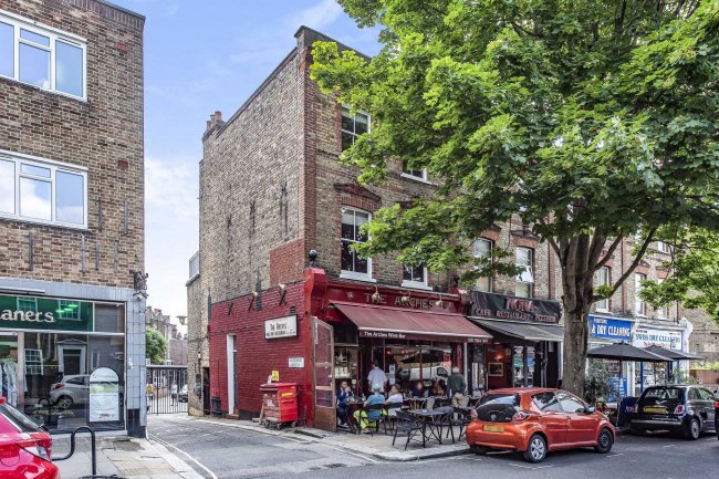 First and Second Floor Maisonette, 7 Fairhazel Gardens, South Hampstead, London, NW6 3QE 9