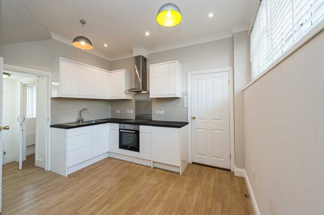 34-42 The Crescent, Leatherhead, Surrey KT22 8ED 6