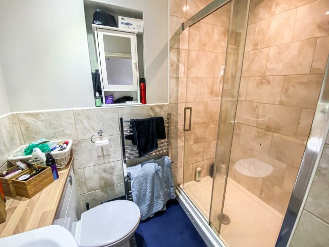 34-42 The Crescent, Leatherhead, Surrey KT22 8ED 6