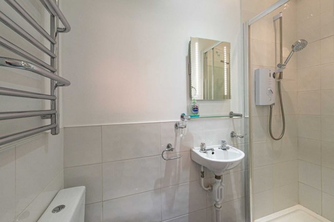 34-42 The Crescent, Leatherhead, Surrey KT22 8ED 6