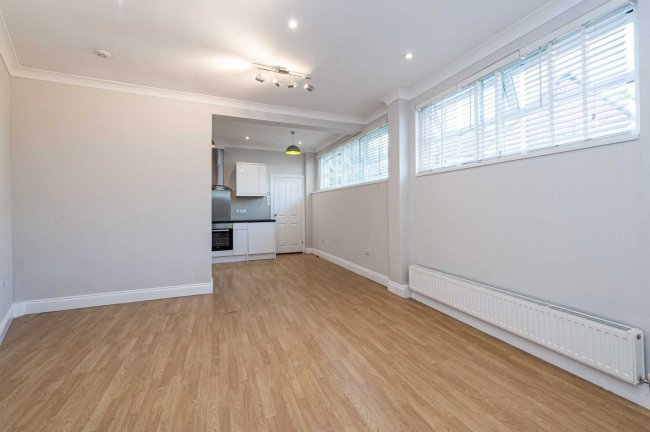 34-42 The Crescent, Leatherhead, Surrey KT22 8ED 6