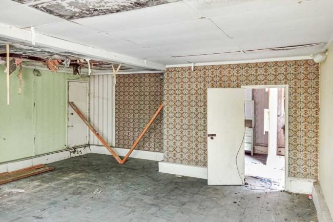 Upper Parts and Rear of 23 High Street, St Neots, Cambridgeshire PE19 1BU 7