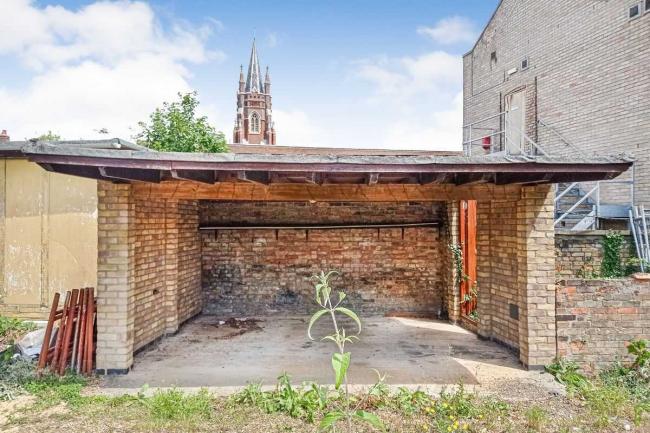 Upper Parts and Rear of 23 High Street, St Neots, Cambridgeshire PE19 1BU 7