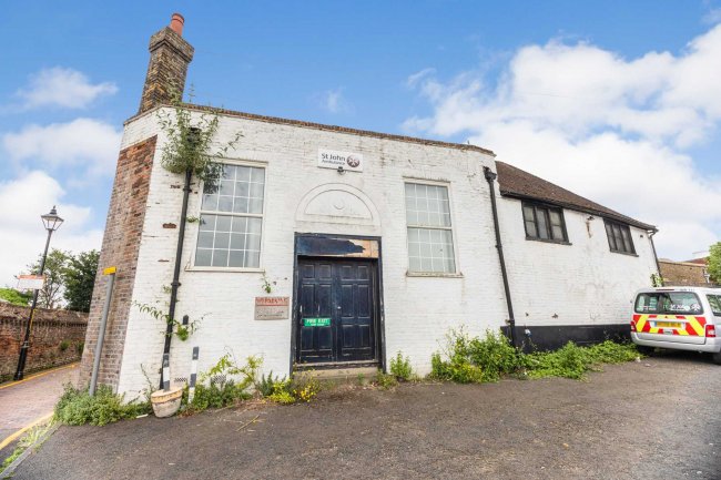 Thompsons Hall, St Michaels Road, Sittingbourne, Kent ME10 3DN 10