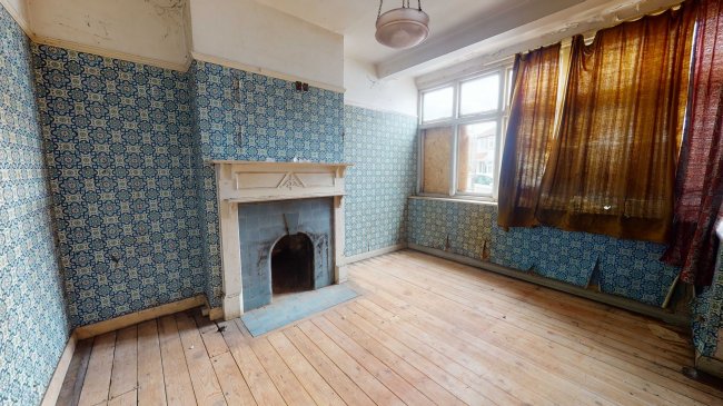 32 Lonsdale Road, Southall, Middlesex UB2 5LS 3