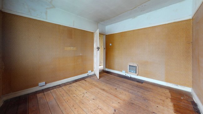 34A Meadow Way, Woodhatch, Reigate, Surrey RH2 8DR 2