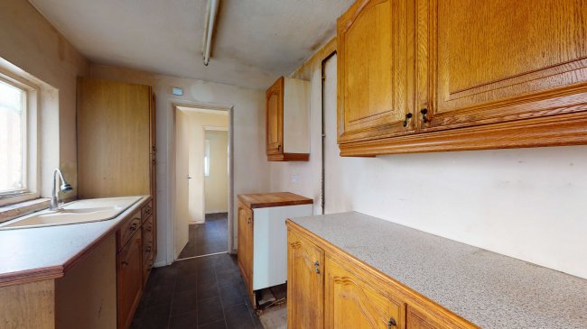 15 New Road, Hounslow, London TW3 2AN 4