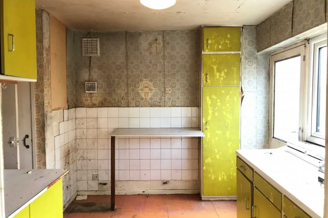 4 Cliveden Close, Chelmsford, Essex CM1 2NP 10