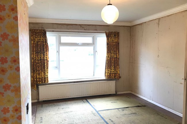 4 Cliveden Close, Chelmsford, Essex CM1 2NP 10