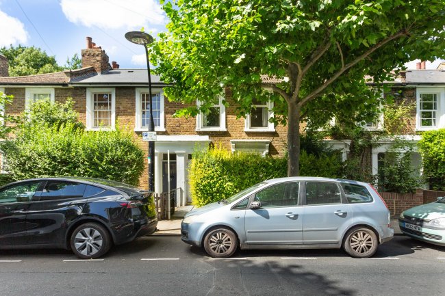 24 Chadwick Road, Peckham Rye, London SE15 4RA 6