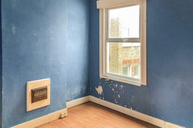 245 Mersham Road, Thornton Heath, Surrey CR7 8NW 6