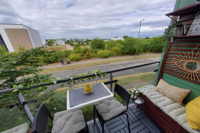 76 Parkhouse Court, Hatfield, Hertfordshire AL10 9QZ 2