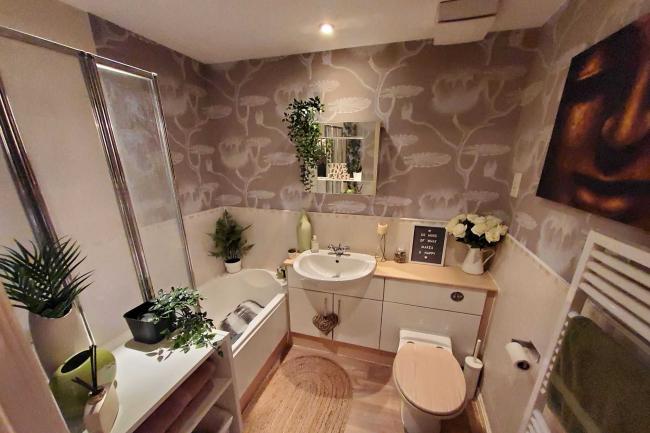 76 Parkhouse Court, Hatfield, Hertfordshire AL10 9QZ 2