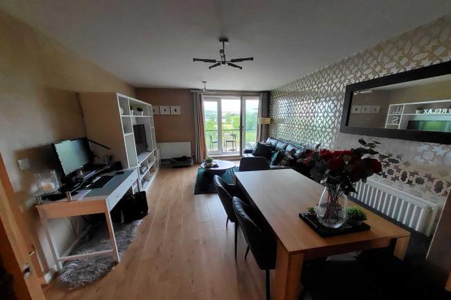 76 Parkhouse Court, Hatfield, Hertfordshire AL10 9QZ 2