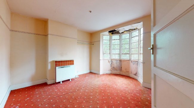 62 Danecroft, Herne Hill, London SE24 9NZ 7