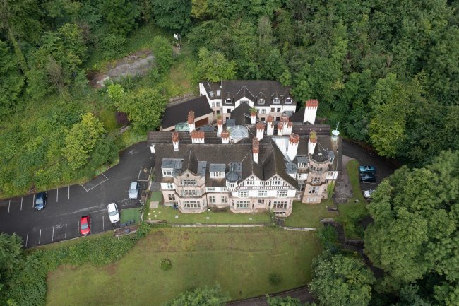 Cromford Court, Mansion House, 2 Derby Road, Matlock Bath, Derbyshire DE4 3PY 10