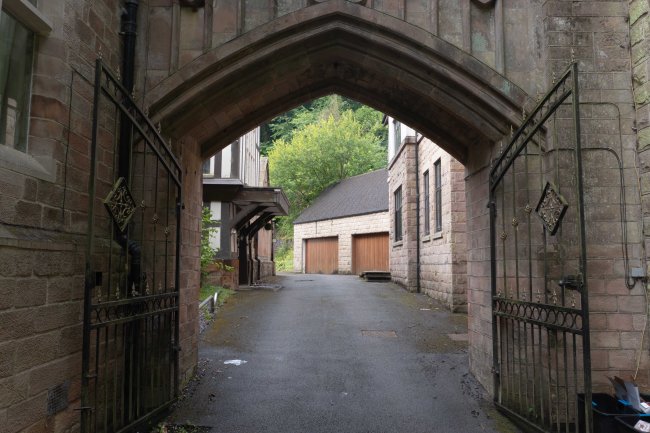 Cromford Court, Mansion House, 2 Derby Road, Matlock Bath, Derbyshire DE4 3PY 10