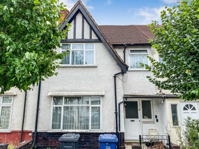 9 Alyth Gardens, Temple Fortune, London NW11 7EN 5