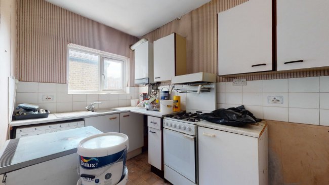 Flat B 456 Kingston Road, Wimbledon, London SW20 8DX 2