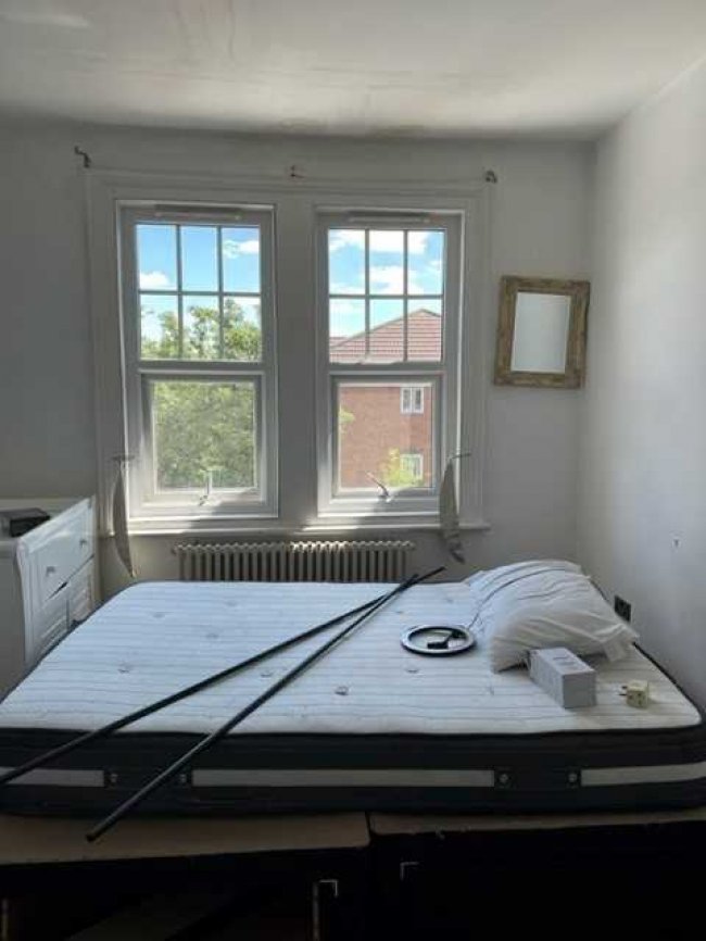 2 Gladstone Park Gardens, Cricklewood, London NW2 6JU 5