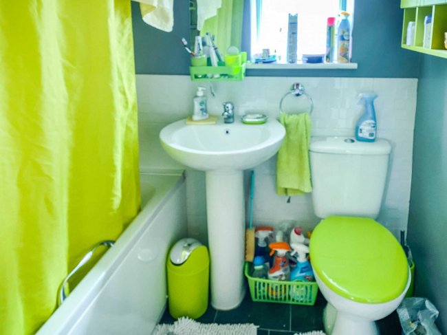 61 Cromwell Road, Banbury, Oxfordshire OX16 0HE 10