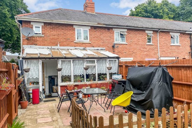 61 Cromwell Road, Banbury, Oxfordshire OX16 0HE 10