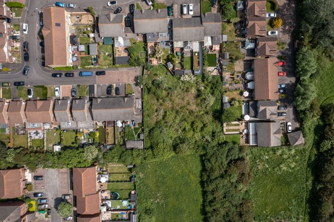 Land on the South West Side of Glencoe Road, Yeading, Hayes, Middlesex UB4 9YD 2