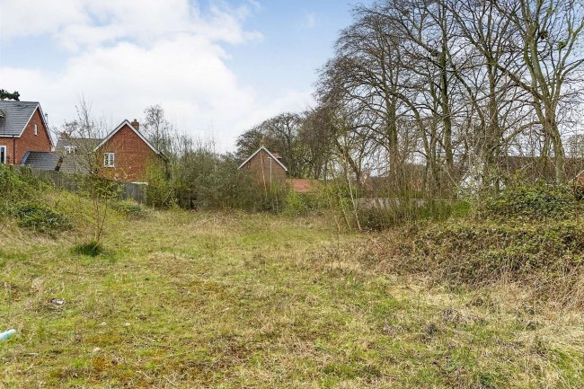 Land at Jeddah Way, Kentford,Suffolk CB8 8JY  7