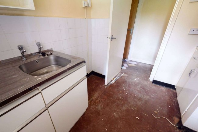 191 Ruskin Park House, Champion Hill, Camberwell, London SE5 8TN 10