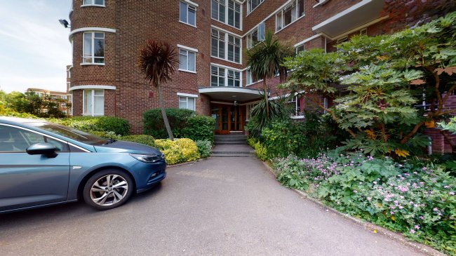 209 Ruskin Park House, Champion Hill, Camberwell, London SE5 8TN 1