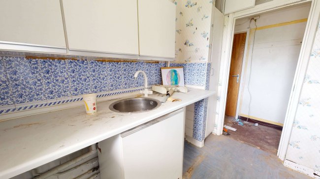 209 Ruskin Park House, Champion Hill, Camberwell, London SE5 8TN 1