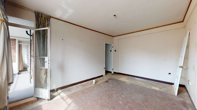 209 Ruskin Park House, Champion Hill, Camberwell, London SE5 8TN 1