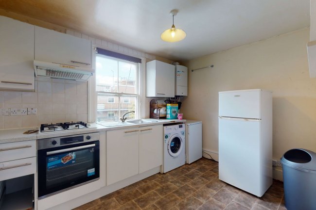 26C Beauchamp Road, Clapham London, SW11 1PQ
 8
