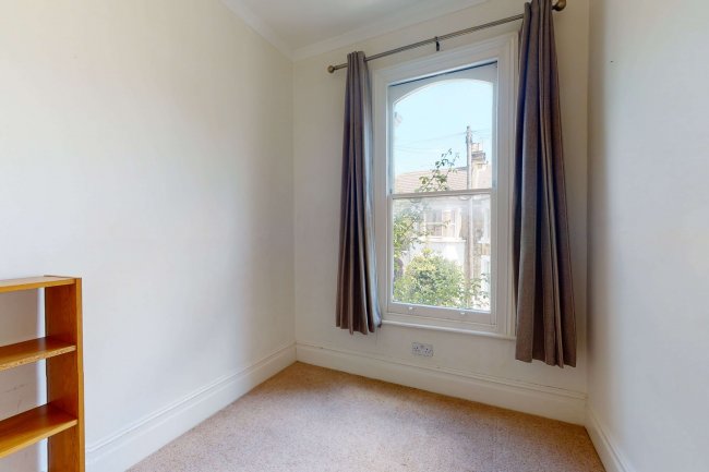 26C Beauchamp Road, Clapham London, SW11 1PQ
 8