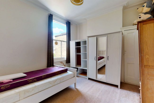 26C Beauchamp Road, Clapham London, SW11 1PQ
 8