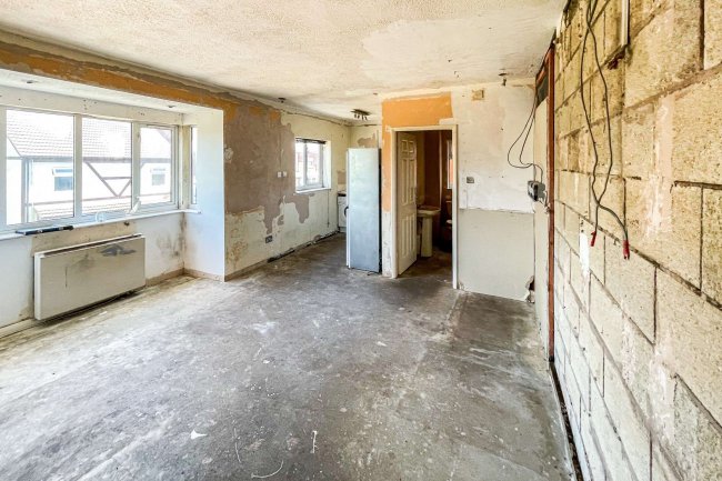 9 St Lawrence Court, 26 Skerry Hill, Mansfield, Nottinghamshire NG18 2PR 2