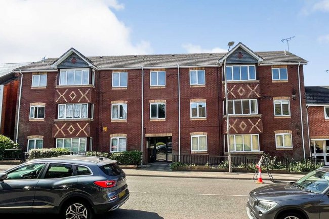 9 St Lawrence Court, 26 Skerry Hill, Mansfield, Nottinghamshire NG18 2PR 2