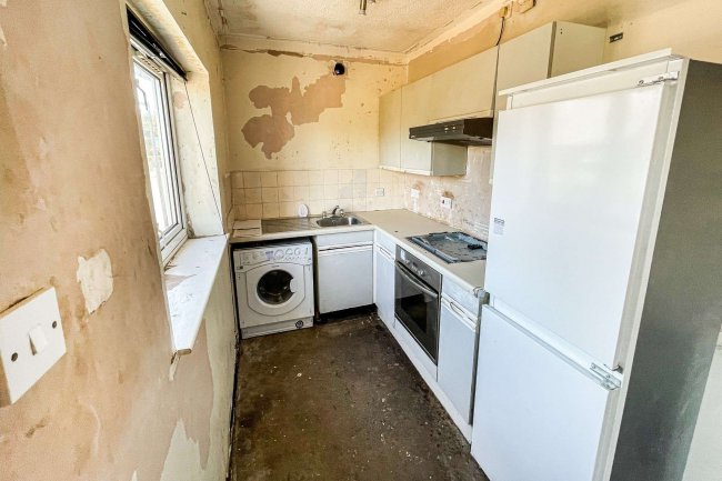 9 St Lawrence Court, 26 Skerry Hill, Mansfield, Nottinghamshire NG18 2PR 2