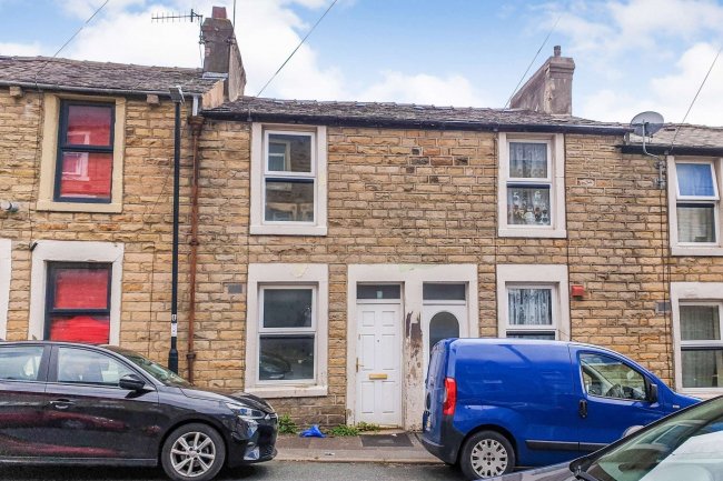 78 Clarendon Road, Lancaster, Lancashire, LA1 2DQ
 9