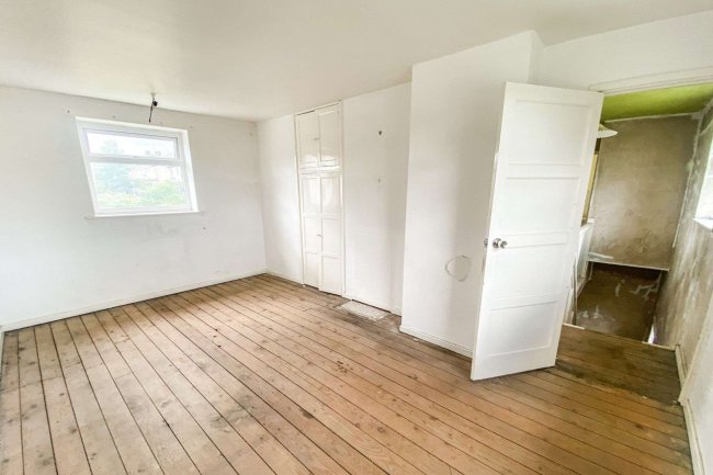 7 School Lane, Illingworth, Halifax, West Yorkshire, HX2 9SG 7